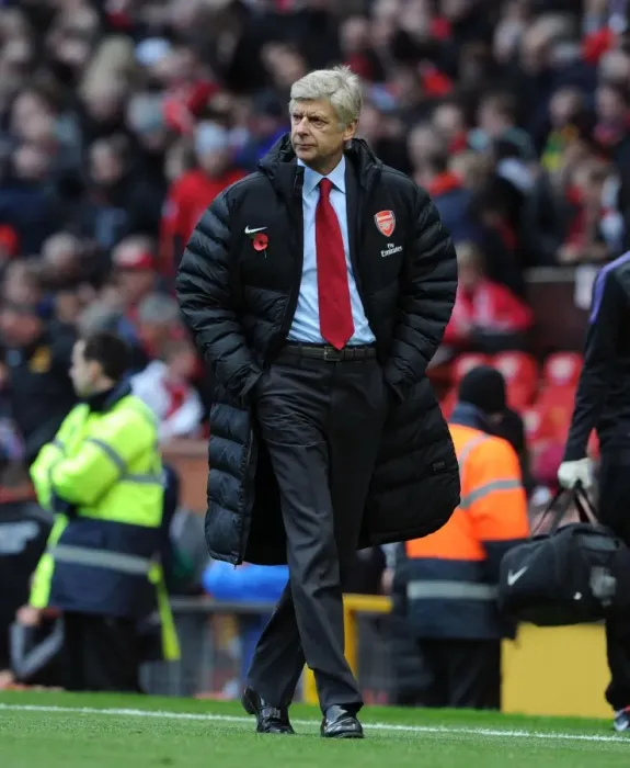Framed Print : Arsene Wenger at Old Trafford: Manchester United vs. Arsenal (2012-13) Framed Print : Arsene Wenger at Old Trafford: Manchester United vs. Arsenal (2012-13)