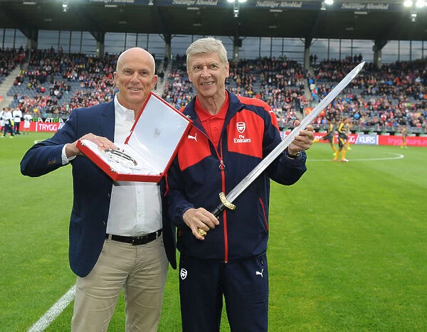 Arsene Wenger Receives Viking Sword at Viking FK vs Arsenal (2016)