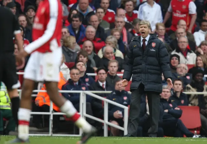 Framed Print : Arsene Wenger: A Stalemate at the Helm - Arsenal 0-0 Fulham, Barclays Premier League (February 2009)