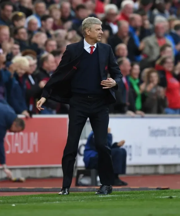 Framed Print : Arsene Wenger at Stoke City: A Premier League Battle (2016-17)