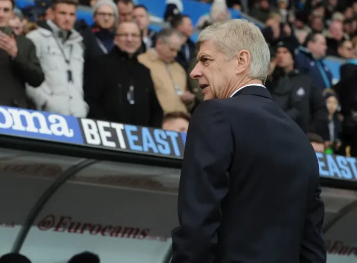 Framed Print : Arsene Wenger at Swansea City vs Arsenal (Premier League 2016-17)