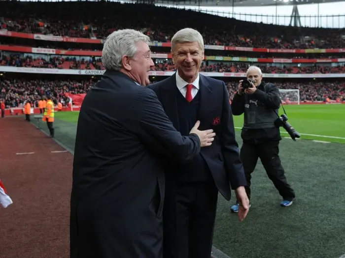 Framed Print : Arsene Wenger vs. Steve Bruce: FA Cup Clash at Emirates Stadium