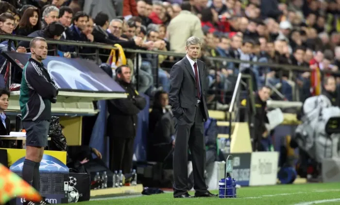 Framed Print : Arsene Wenger vs Villarreal: A UEFA Champions League Battle, 1st Leg Framed Print : Arsene Wenger vs Villarreal: A UEFA Champions League Battle, 1st Leg