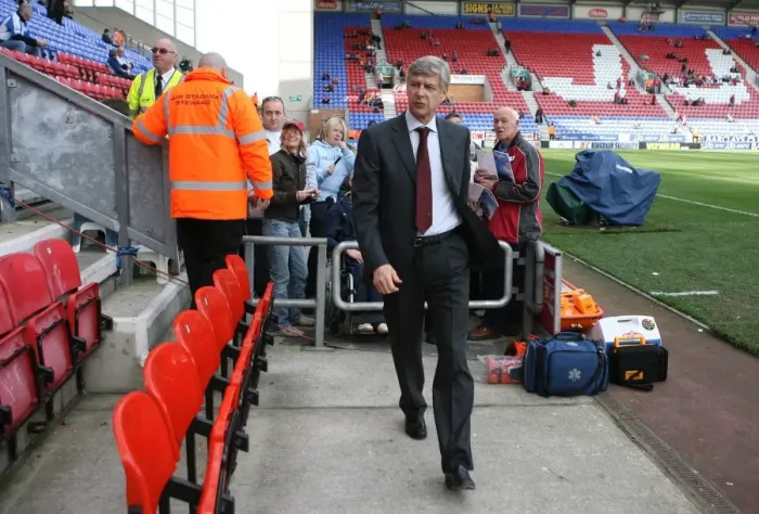 Framed Print : Arsene Wenger's Arsenal: 4-1 Victory Over Wigan Athletic in the Premier League Framed Print : Arsene Wenger's Arsenal: 4-1 Victory Over Wigan Athletic in the Premier League