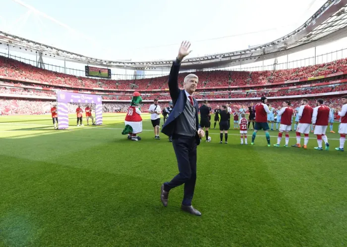 Framed Print : Arsene Wenger's Farewell: Last Match as Arsenal Manager (Arsenal vs. Burnley, 2017-18) Framed Print : Arsene Wenger's Farewell: Last Match as Arsenal Manager (Arsenal vs. Burnley, 2017-18)