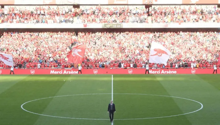 Framed Print : Arsene Wenger's Farewell: Last Match as Arsenal Manager (Arsenal vs Burnley, 2018)