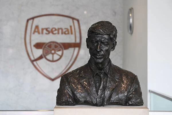 Arsene Wenger's Legacy: A Tribute at Arsenal vs Manchester City (2018) - Emirates Stadium