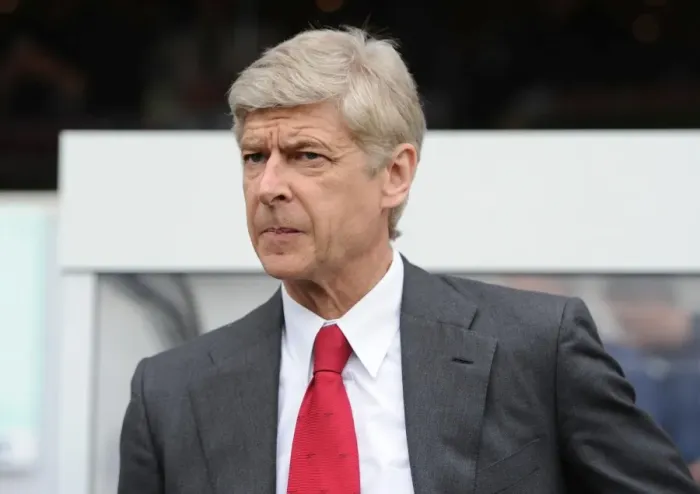 Framed Print : Arsene Wenger's Pre-Match Intensity: Queens Park Rangers (2011-12)
