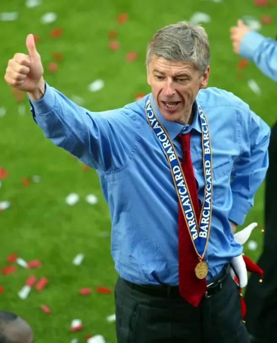 Framed Print : Arsene Wenger's Triumph: Arsenal 2-1 Leicester City, FA Premiership, 2004
