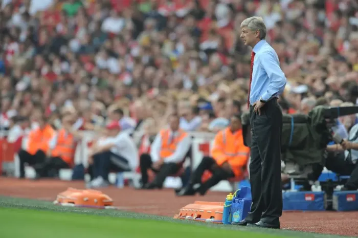 Framed Print : Arsene Wenger's Triumph: Arsenal's 4-0 Victory Over Wigan Athletic, 2009