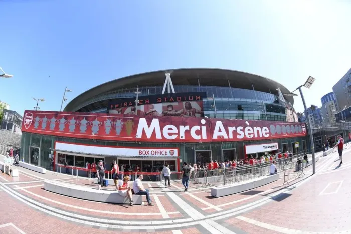 Framed Print : Arsene's Legacy: Emirates Stadium Basks in Arsenal Pride (Arsenal v Burnley, 2017-18)