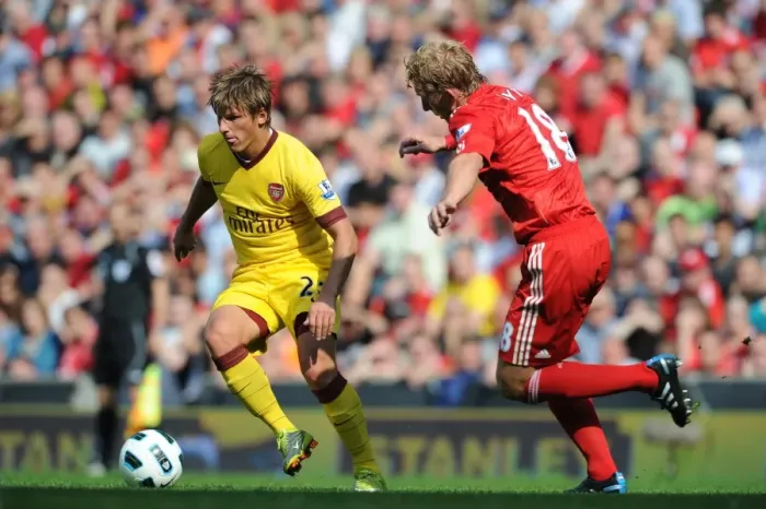 Framed Print : Arshavin vs. Kuyt: 1-1 Stalemate in the Premier League Clash between Liverpool and Arsenal, August 2010