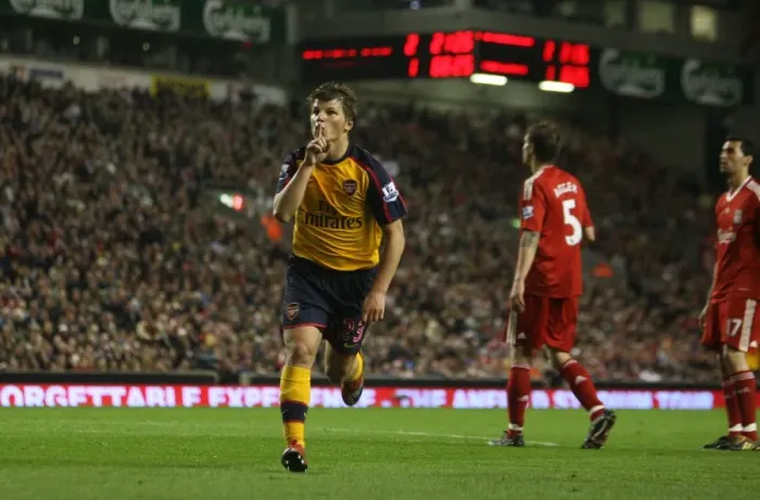 Framed Print : Arshavin's Brilliant Brace: Arsenal's Comeback at Anfield, 4-4 Liverpool (2009)