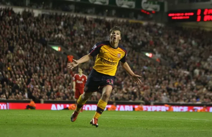 Framed Print : Arshavin's Brilliant Four-Goal Strike: Liverpool 4-4 Arsenal, Premier League, 2009 Framed Print : Arshavin's Brilliant Four-Goal Strike: Liverpool 4-4 Arsenal, Premier League, 2009