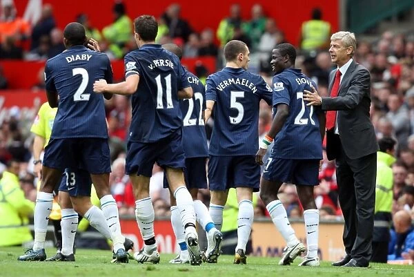 Arshavin's Double: Arsenal's Triumph over Manchester United in the Premier League (2009) - Arshavin, Van Persie, Diaby, Clichy, Eboue, Vermaelen, Wenger
