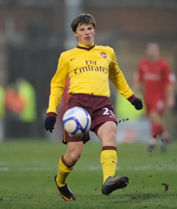 Framed Print : Arshavin's FA Cup Battle: Arsenal vs Leyton Orient 1-1 Framed Print : Arshavin's FA Cup Battle: Arsenal vs Leyton Orient 1-1