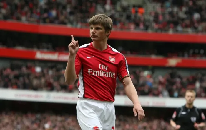 Framed Print : Arshavin's Stunner: Arsenal's First Goal in 4:0 Thrashing of Fulham, Barclays Premier League, Emirates Stadium (2010)