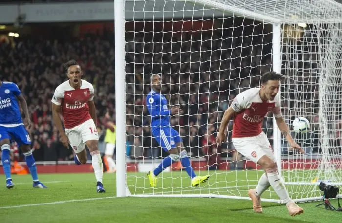 Framed Print : Aubameyang 2nd goal 2 181022WAFC Framed Print : Aubameyang 2nd goal 2 181022WAFC