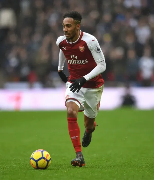 Framed Print : Aubameyang in Action: Arsenal vs. Tottenham, Premier League 2017-18
