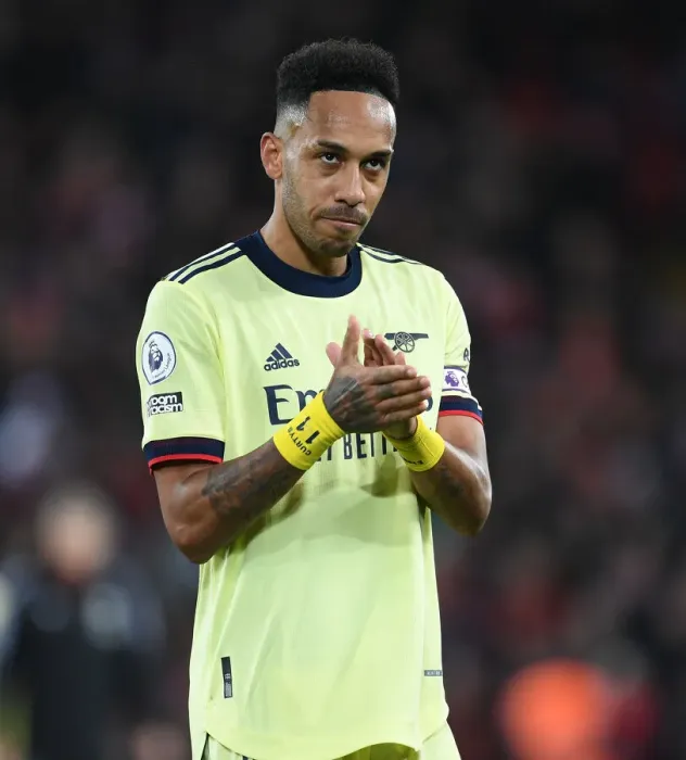 Framed Print : Aubameyang Applauds Arsenal Fans at Anfield: Liverpool vs Arsenal, 2021-22 Premier League Framed Print : Aubameyang Applauds Arsenal Fans at Anfield: Liverpool vs Arsenal, 2021-22 Premier League