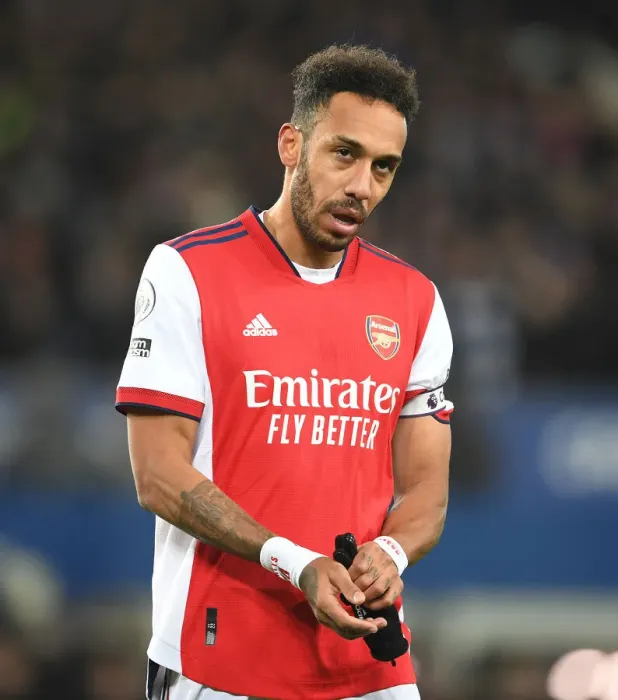 Framed Print : Aubameyang Reacts: Everton vs Arsenal, Premier League 2020-21 Framed Print : Aubameyang Reacts: Everton vs Arsenal, Premier League 2020-21