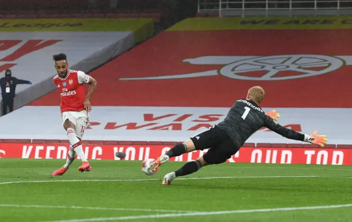 Framed Print : Aubameyang Scores: Arsenal vs Leicester City, Premier League 2019-2020