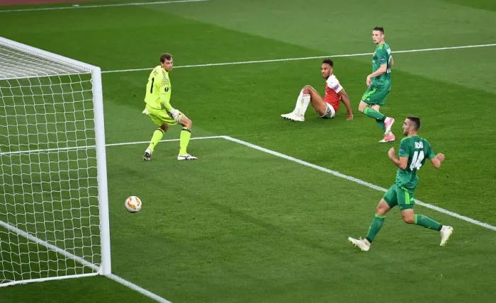 Framed Print : Aubameyang Scores: Arsenal Wins Europa League Match vs. Vorskla Poltava