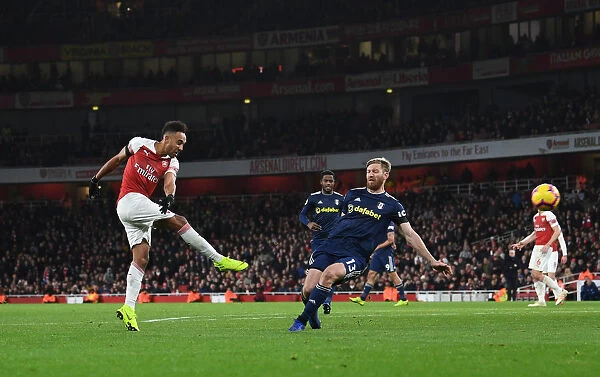 Aubameyang Scores Arsenal's Fourth Goal Against Fulham (2018-19)