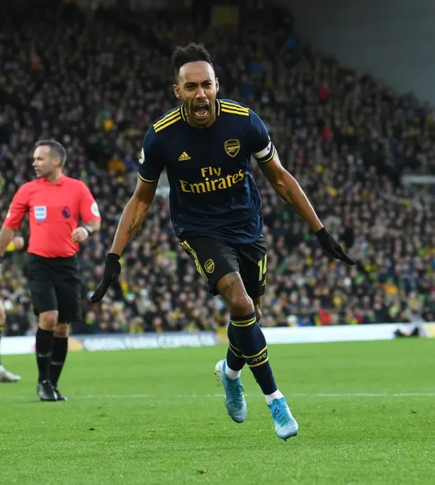 Framed Print : Aubameyang Scores Arsenal's Second Goal vs Norwich City (December 2019) Framed Print : Aubameyang Scores Arsenal's Second Goal vs Norwich City (December 2019)