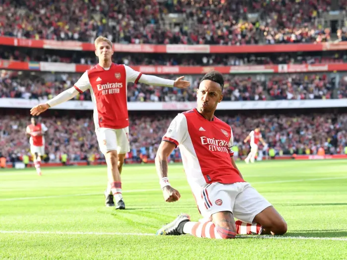 Framed Print : Aubameyang Scores Brace: Arsenal Defeats Tottenham in Premier League Showdown (2021-22)