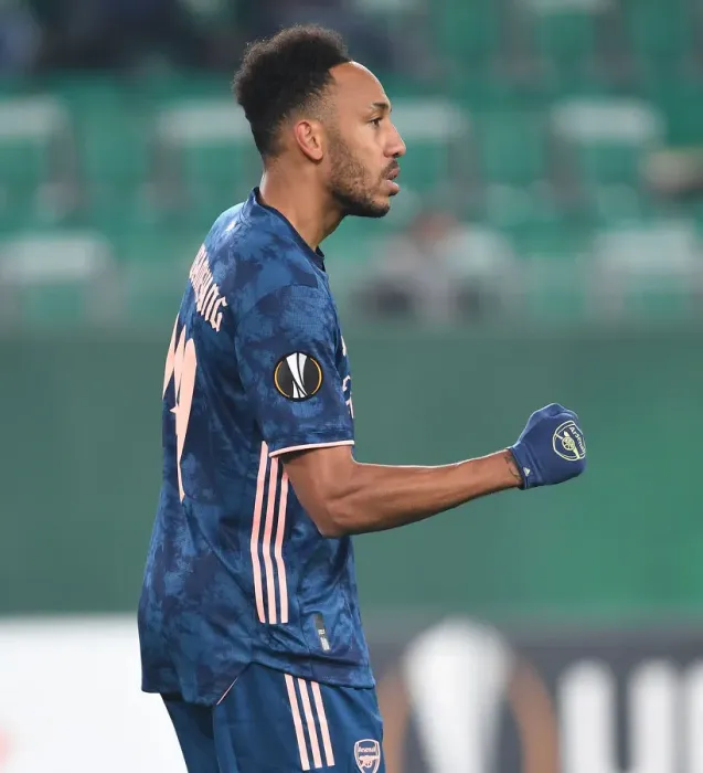 Framed Print : Aubameyang Scores Brace: Arsenal Overpowers Rapid Vienna in Europa League Framed Print : Aubameyang Scores Brace: Arsenal Overpowers Rapid Vienna in Europa League