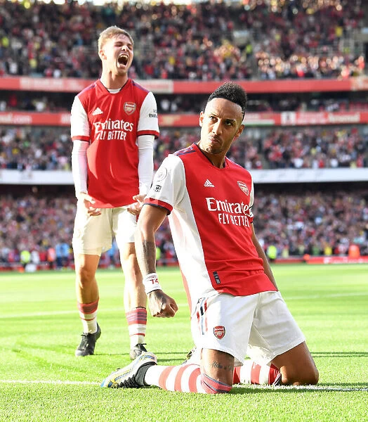 Aubameyang Scores Brace: Arsenal Tops Tottenham in Premier League Clash (2021-22)
