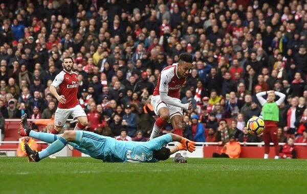 Aubameyang Scores Brace: Arsenal vs. Watford, Premier League 2017-18
