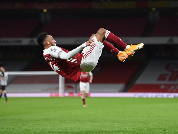 Aubameyang Scores First Goal in Empty Emirates: Arsenal vs. Newcastle (2020-21)