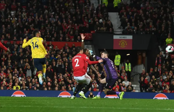 Framed Print : Aubameyang Scores: Manchester United vs. Arsenal, Premier League 2019-20 Framed Print : Aubameyang Scores: Manchester United vs. Arsenal, Premier League 2019-20