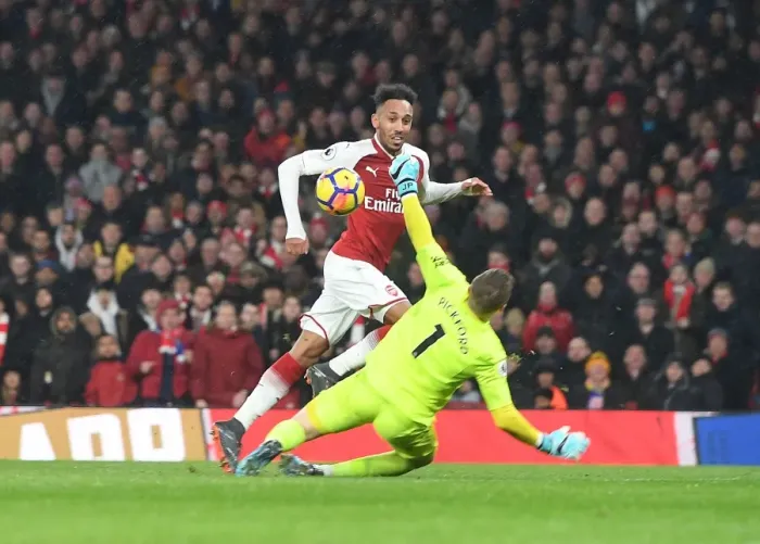 Framed Print : Aubameyang Scores Spectacular Goal Over Pickford in Arsenal's Victory Against Everton