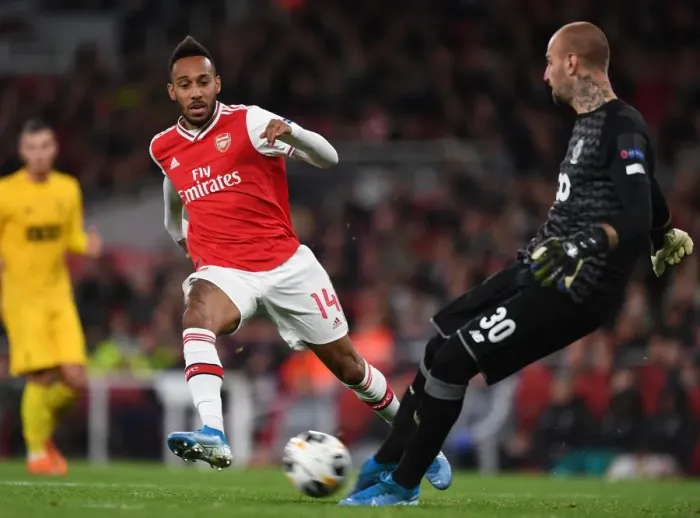 Framed Print : Aubameyang Shines: Arsenal's Europa League Triumph over Standard Liege Framed Print : Aubameyang Shines: Arsenal's Europa League Triumph over Standard Liege