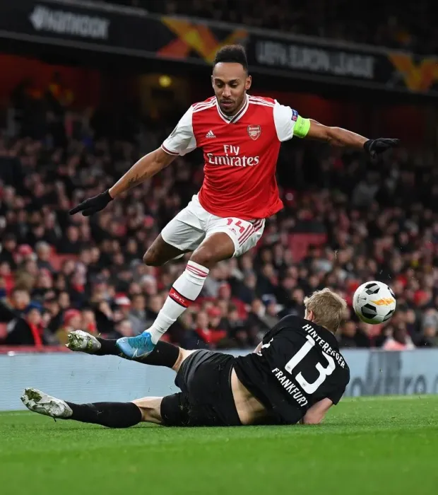 Framed Print : Aubameyang vs. Hinteregger: A Europa League Battle at the Emirates Framed Print : Aubameyang vs. Hinteregger: A Europa League Battle at the Emirates