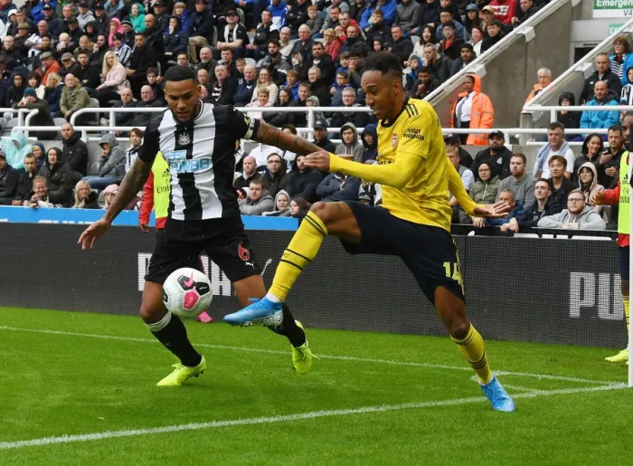 Framed Print : Aubameyang vs Lascelles: Battle at St. James Park - Arsenal vs Newcastle United, Premier League 2019-20 Framed Print : Aubameyang vs Lascelles: Battle at St. James Park - Arsenal vs Newcastle United, Premier League 2019-20