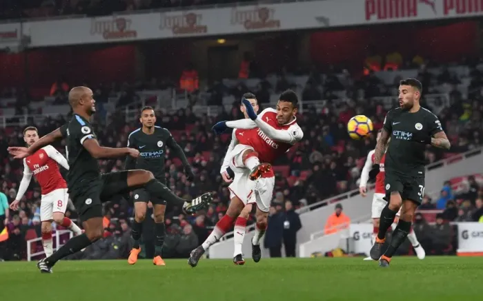 Framed Print : Aubameyang vs Otamendi-Kompany: Intense Moment at Arsenal vs Manchester City, Premier League 2017-18 Framed Print : Aubameyang vs Otamendi-Kompany: Intense Moment at Arsenal vs Manchester City, Premier League 2017-18