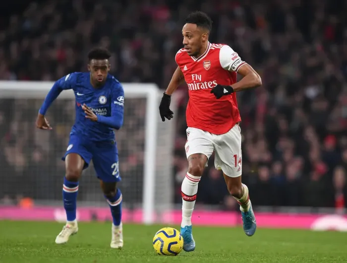 Framed Print : Aubameyang's Agility: Outsmarting Hudson-Odoi in the Thrilling Arsenal vs. Chelsea Clash