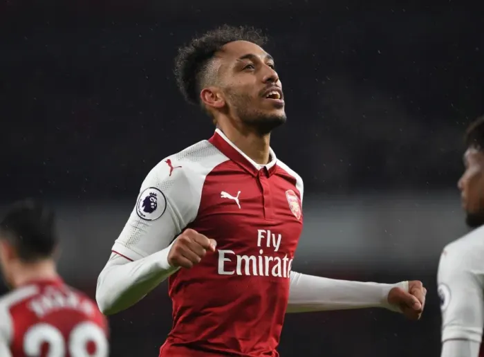 Framed Print : Aubameyang's Brace: Arsenal's 4-2 Victory Over Everton (2017-18)