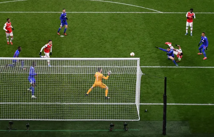 Framed Print : Aubameyang's Decisive Goal: Arsenal Secures Europa League Victory over Olympiacos