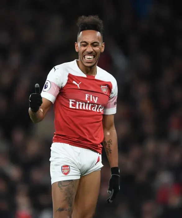 Framed Print : Aubameyang's Spectacular April Goal: Arsenal vs. Newcastle United (2018-19)