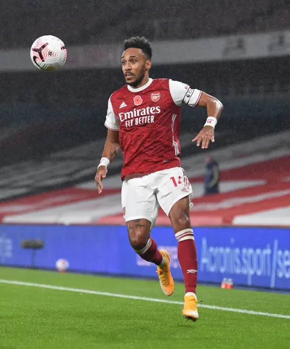 Framed Print : Aubameyang's Strike: Arsenal Edge Past Aston Villa (2020-21) Framed Print : Aubameyang's Strike: Arsenal Edge Past Aston Villa (2020-21)