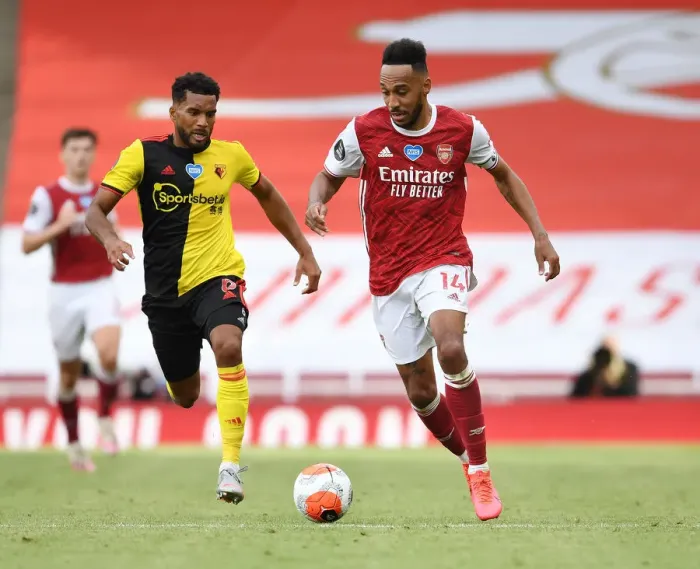 Framed Print : Aubameyang's Thrilling Goal: Arsenal's Victory Over Watford (2019-20)