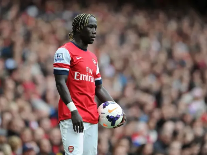 Framed Print : Bacary Sagna in Action: Arsenal vs Norwich City, Premier League 2013-14