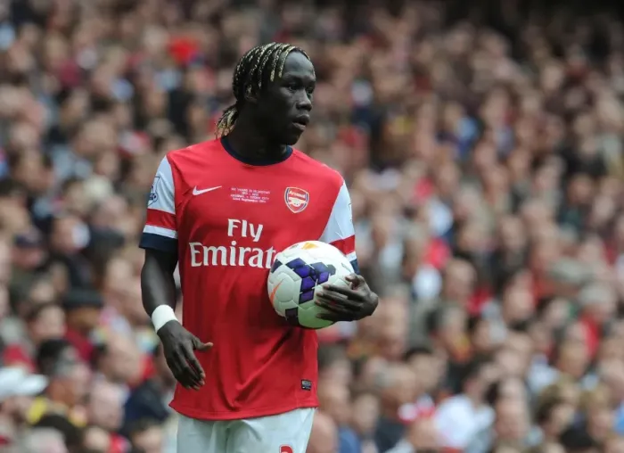 Framed Print : Bacary Sagna in Action: Arsenal vs Stoke City, Premier League 2013-14