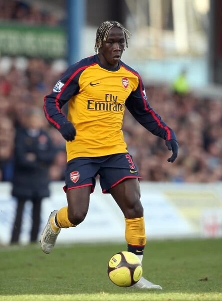 Bacary Sagna in Action: Arsenal's Defensive Wall vs. Cardiff City, FA Cup 4th Round, 2009