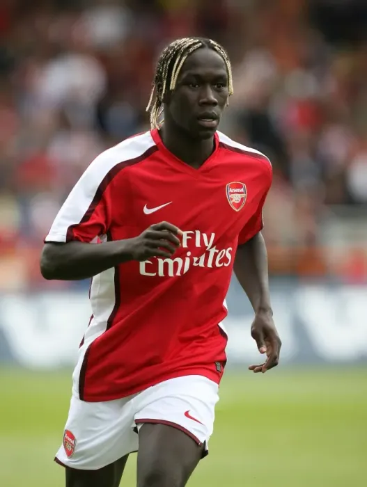 Framed Print : Bacary Sagna in Action: Arsenal's Win over Barnet (2008) Framed Print : Bacary Sagna in Action: Arsenal's Win over Barnet (2008)